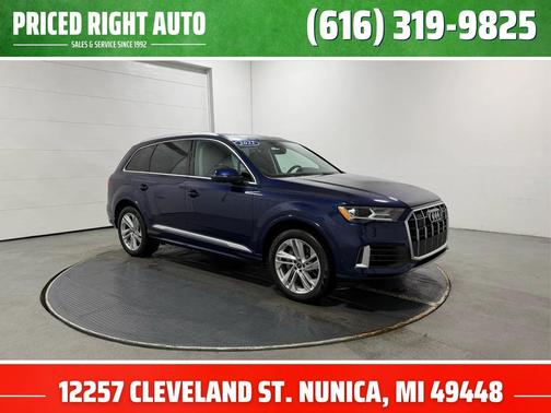 2022 Audi Q7 55 Premium Plus