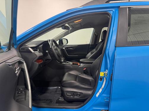 2021 Toyota RAV4 Adventure