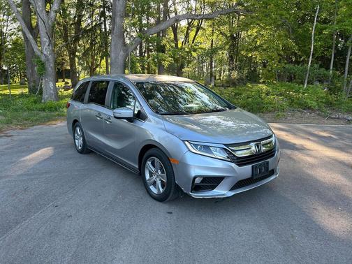 Silver Metallic 2020 Honda Odyssey EX-L