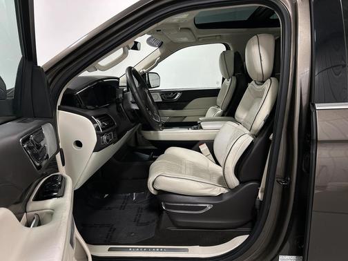 2018 Lincoln Navigator L Black Label