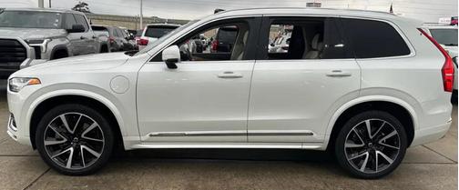 2022 Volvo XC90 Recharge Plug-In Hybrid T8 Inscription Expression 7 Passenger