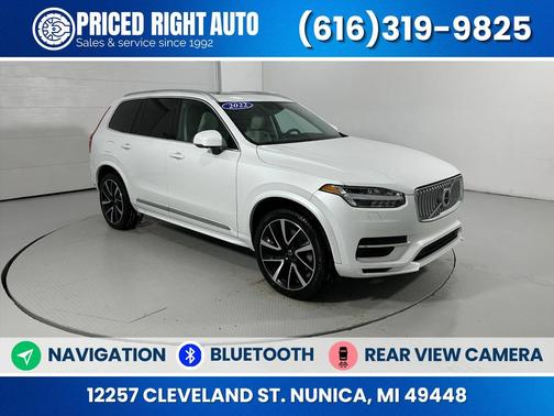 2022 Volvo XC90 Recharge Plug-In Hybrid T8 Inscription Expression 7 Passenger