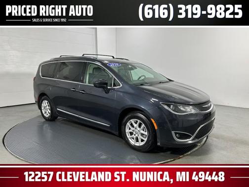 2020 Chrysler Pacifica Touring L