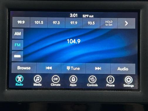 2020 Chrysler Pacifica Touring L