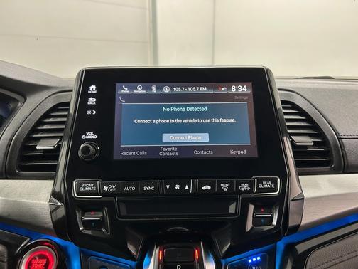 Lunar Silver Metallic 2019 Honda Odyssey Elite