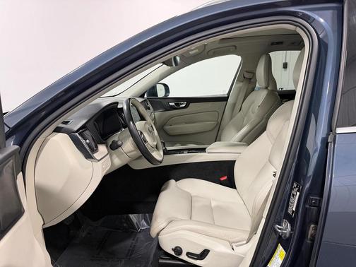 2019 Volvo XC60 T6 Inscription