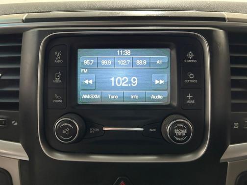 2018 RAM 2500 SLT Crew Cab 4x4 6'4' Box