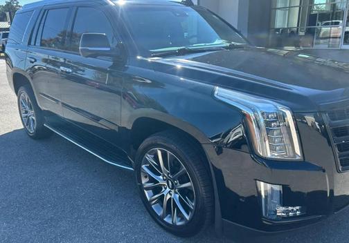 2020 Cadillac Escalade Luxury