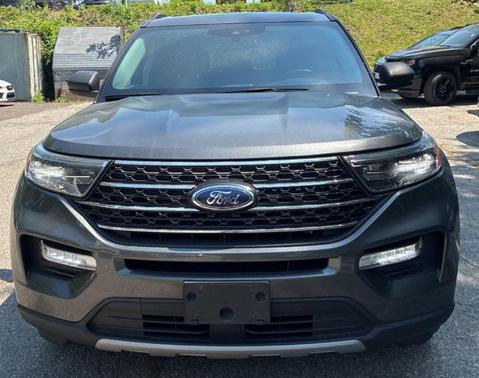 Magnetic Metallic 2020 Ford Explorer XLT