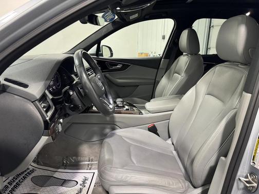 2019 Audi Q7 55 Prestige