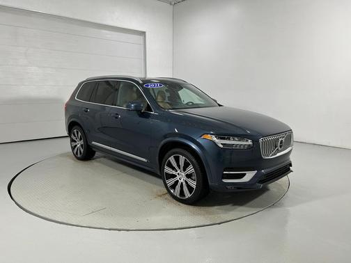 2021 Volvo XC90 T6 Inscription