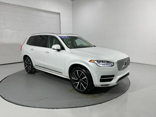 2019 Volvo XC90 T6 Inscription
