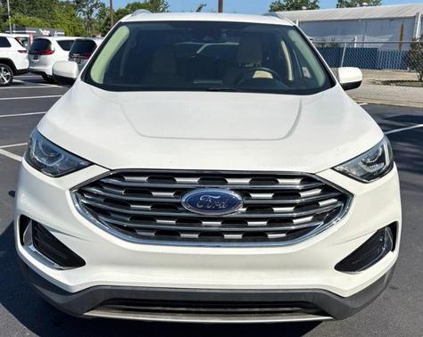 White Metallic 2022 Ford Edge SEL