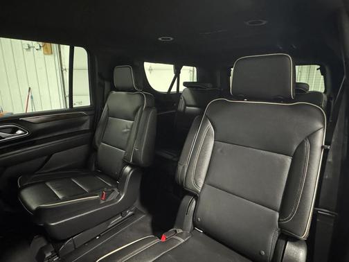 2022 Chevrolet Suburban Premier