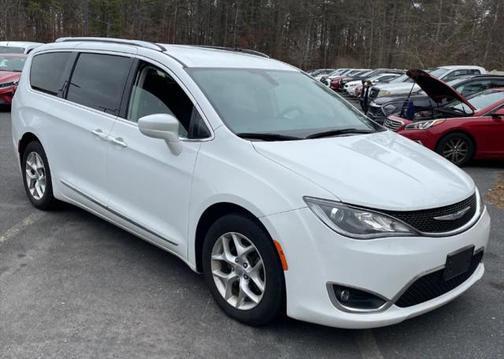 2018 Chrysler Pacifica Touring-L Plus