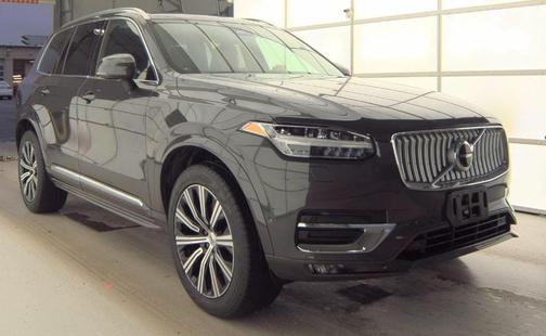 Platinum Grey Metallic 2023 Volvo XC90 B6 Plus 7-Seater