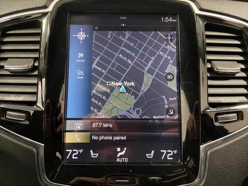 2016 Volvo XC90 T6 Momentum
