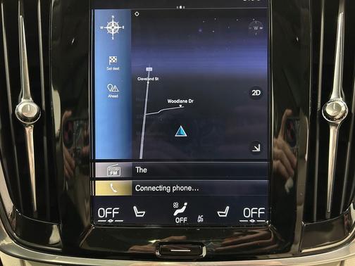 2017 Volvo V90 Cross Country T6