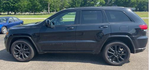 2020 Jeep Grand Cherokee Altitude
