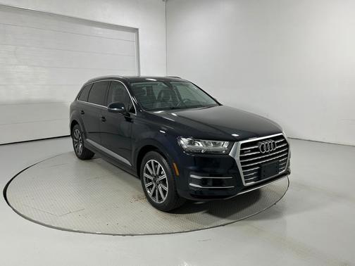 Ink Blue 2017 Audi Q7 3.0T Prestige