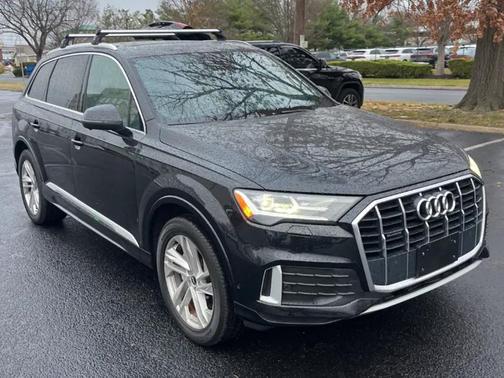 2021 Audi Q7 45 Premium
