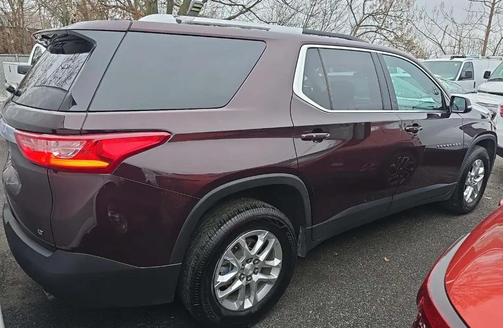 2018 Chevrolet Traverse LT Cloth