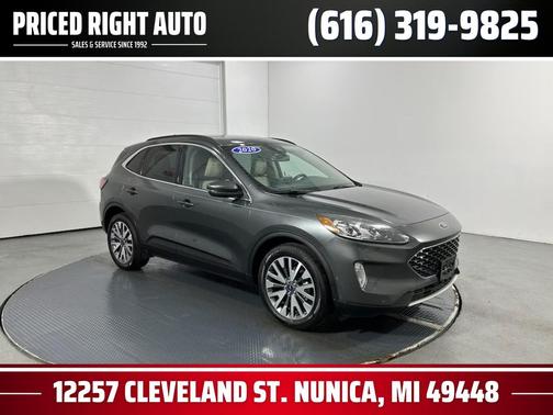 2020 Ford Escape Titanium