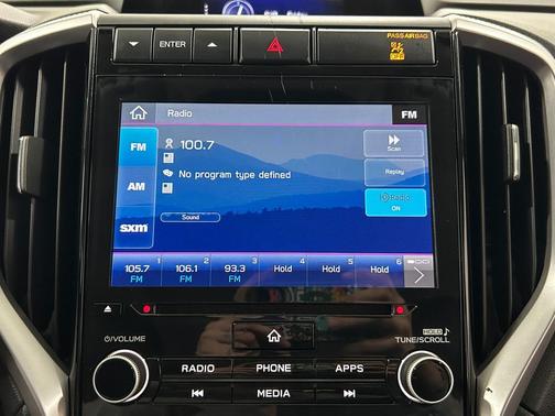 Crystal White Pearl 2020 Subaru Ascent Limited 8-Passenger