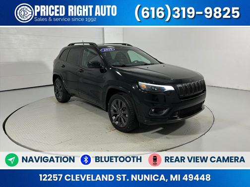 Diamond Black Crystal Pearlcoat 2019 Jeep Cherokee Limited