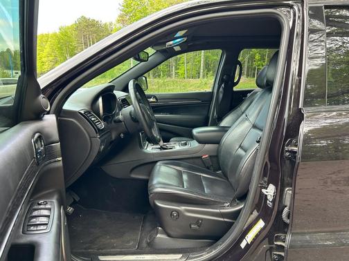 Sangria Metallic Clearcoat 2021 Jeep Grand Cherokee High Altitude