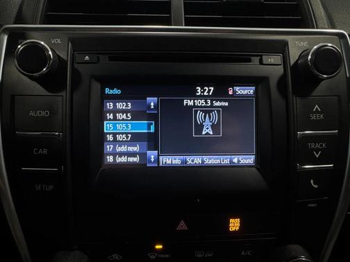 2015 Toyota Camry SE