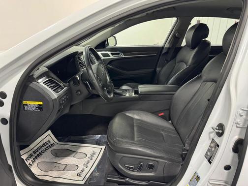 2017 Genesis G80 3.8