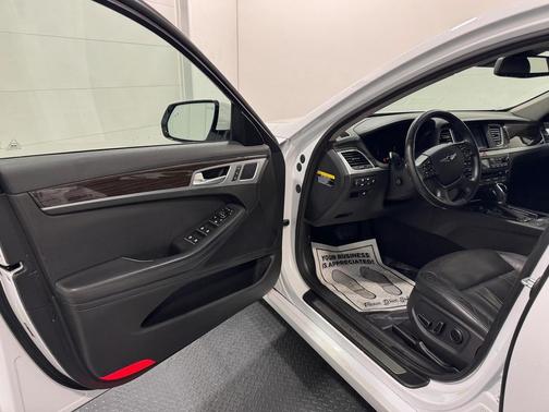 2017 Genesis G80 3.8