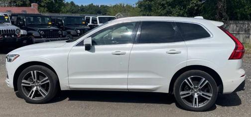 2018 Volvo XC60 T6 Momentum