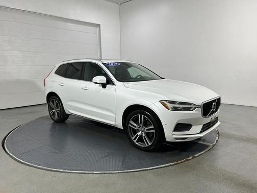 2018 Volvo XC60 T6 Momentum