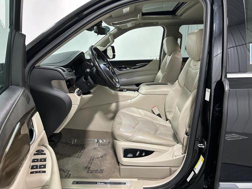 2020 Cadillac Escalade ESV Luxury