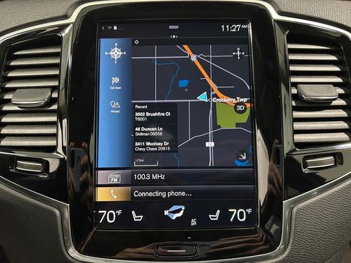 2022 Volvo XC90 T6 Momentum