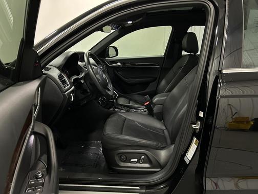 2018 Audi Q3 2.0T Premium Plus