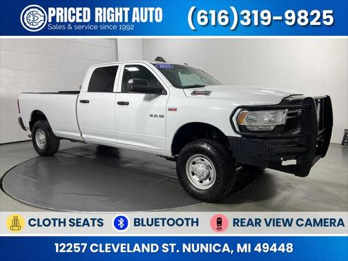 2022 RAM 2500 Tradesman Crew Cab 4x4 8' Box