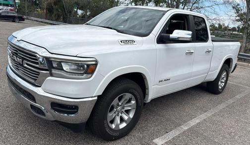 Bright White Clearcoat 2020 RAM 1500 Laramie