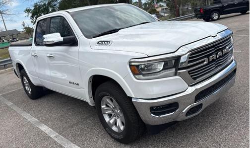 Bright White Clearcoat 2020 RAM 1500 Laramie
