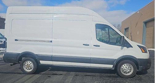 2022 Ford Transit-350 Base