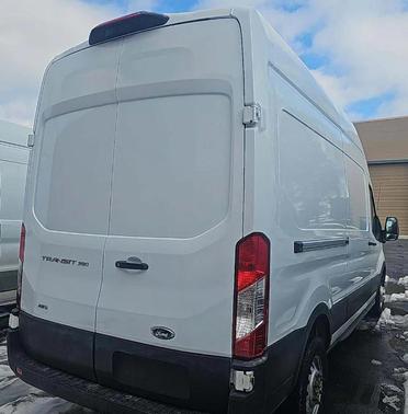 2022 Ford Transit-350 Base