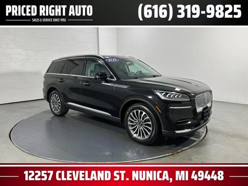2022 Lincoln Aviator Standard AWD