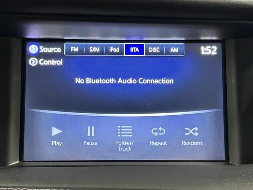 2017 INFINITI QX30 Luxury