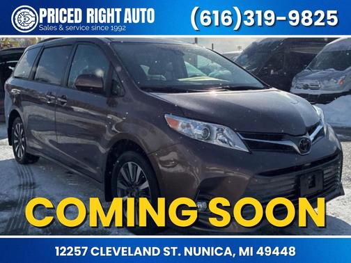 2020 Toyota Sienna XLE