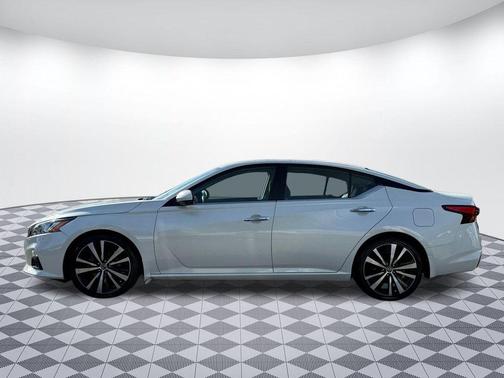 2019 Nissan Altima 2.5 Platinum