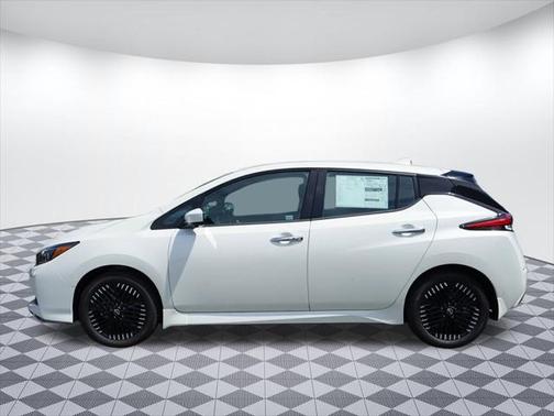 2025 Nissan Leaf SV PLUS