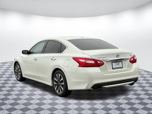 2017 Nissan Altima 2.5 SV