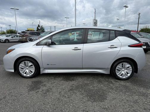 2018 Nissan Leaf S